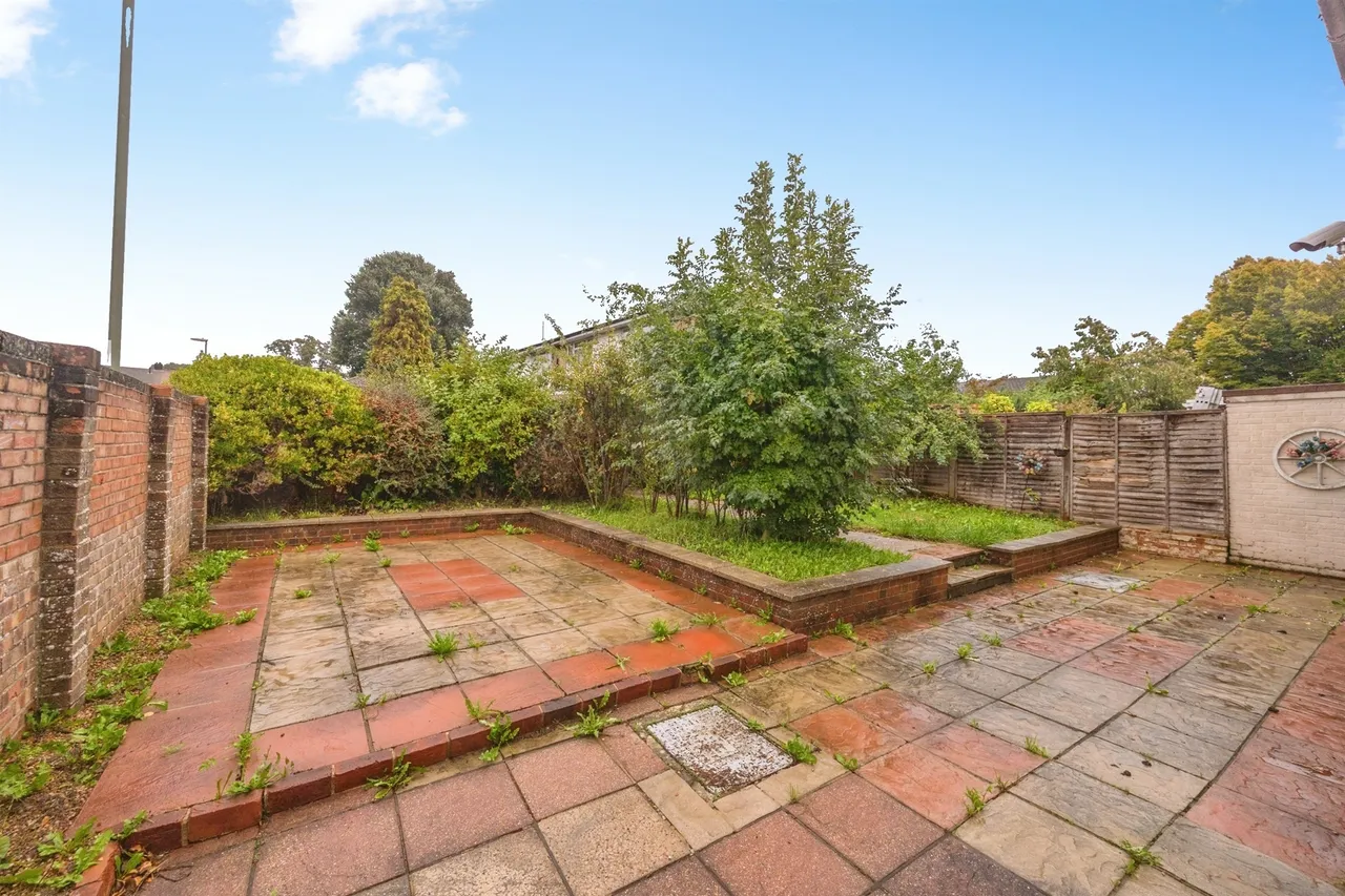 Walton Close, Waterlooville, PO7, photo 6