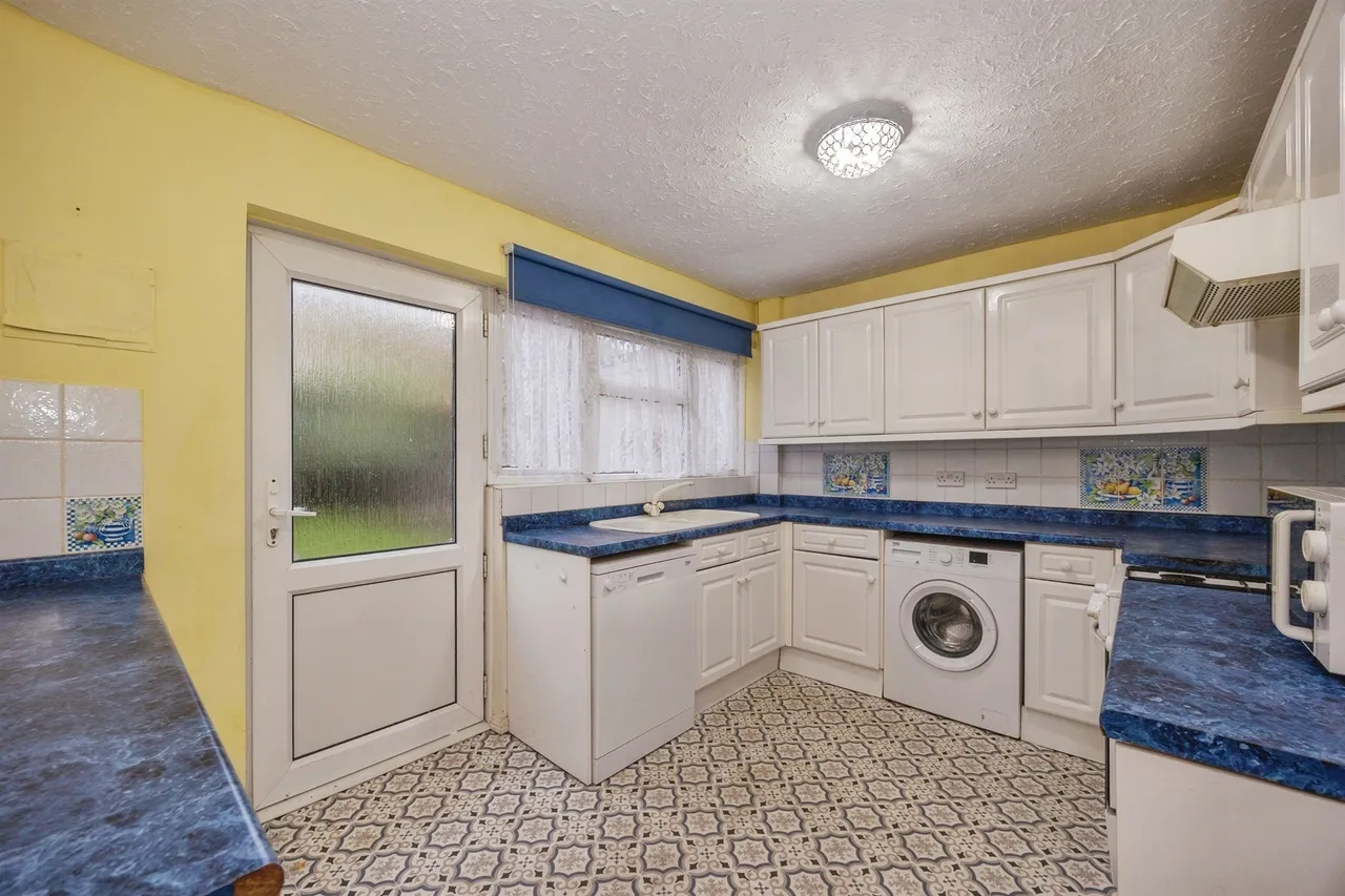 Walton Close, Waterlooville, PO7, photo 9
