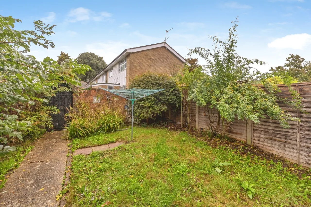 Walton Close, Waterlooville, PO7, photo 18