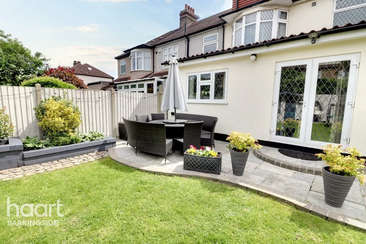 Hastings Avenue, Barkingside, IG6, photo 38