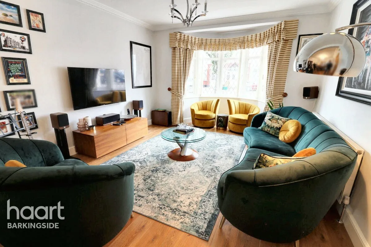 Hastings Avenue, Barkingside, IG6, photo 13