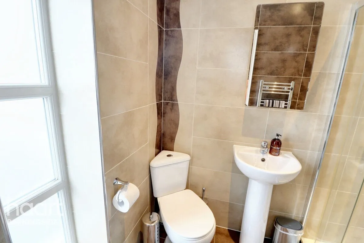 Hastings Avenue, Barkingside, IG6, photo 29