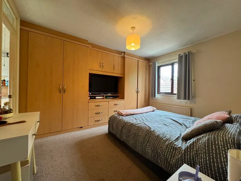 Snowford Close, Luton, LU3, photo 11