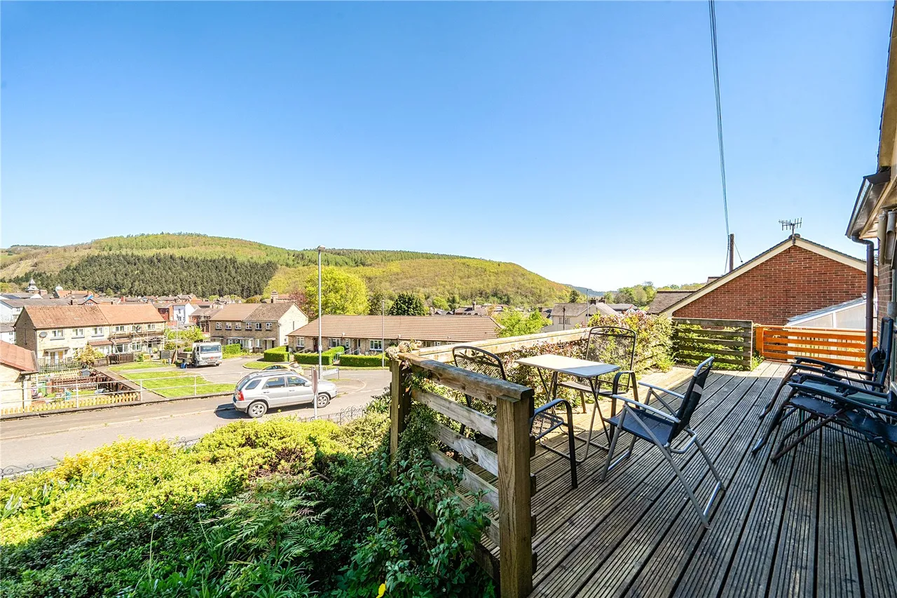 Underhill Crescent, Knighton, Powys, LD7 1DG, photo 21