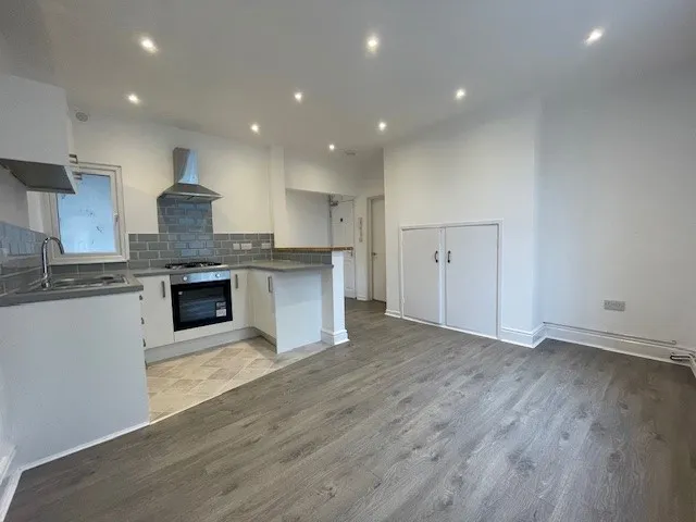 Virginia Road, New Brighton, CH45, photo 4