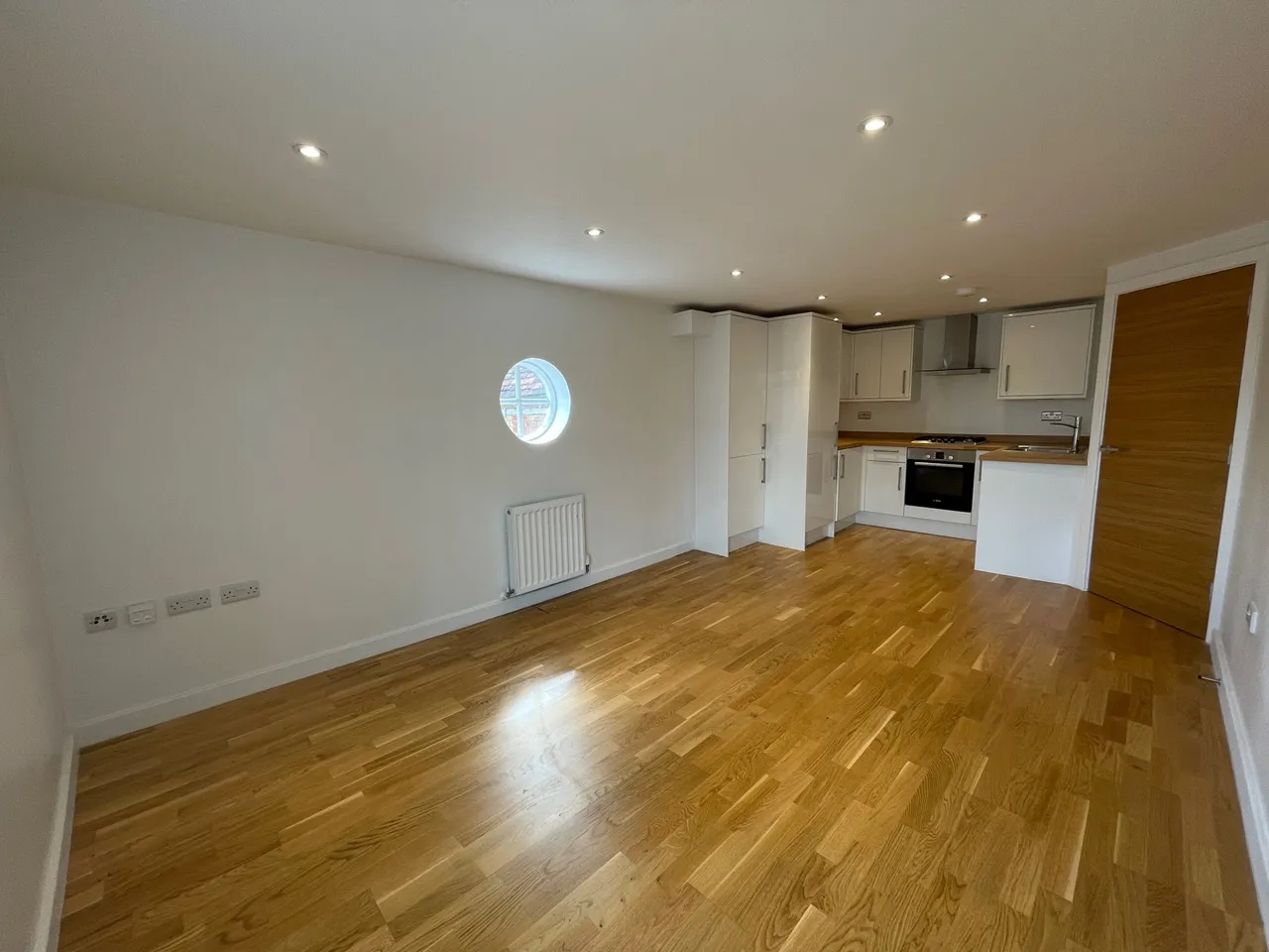 Pebble Lane, Aylesbury, HP20, photo 2