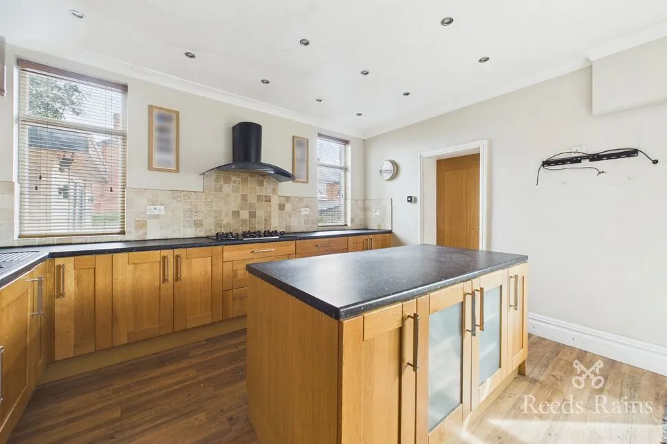 Cumberland Avenue, Blackpool, Lancashire, FY1, photo 3