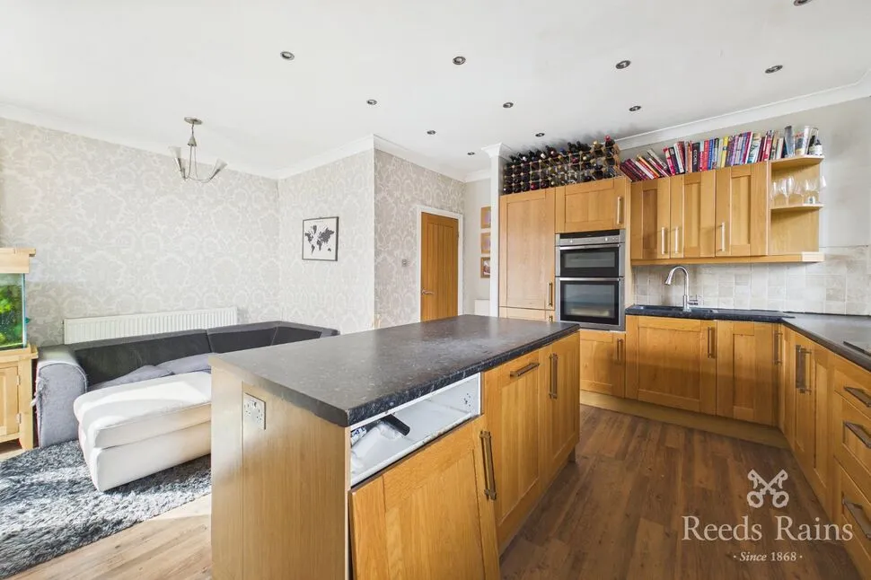 Cumberland Avenue, Blackpool, Lancashire, FY1, photo 4