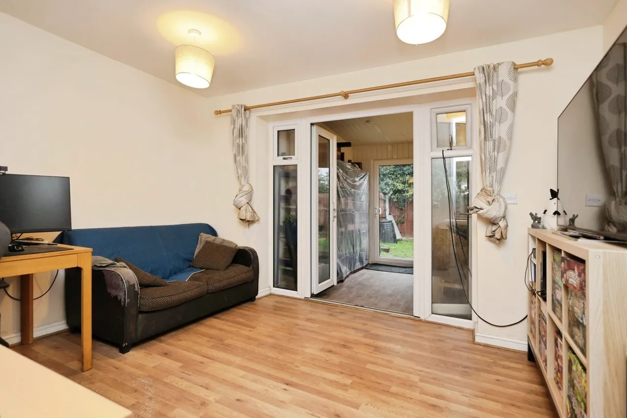 Oakley Close, Worcester, WR2, photo 19