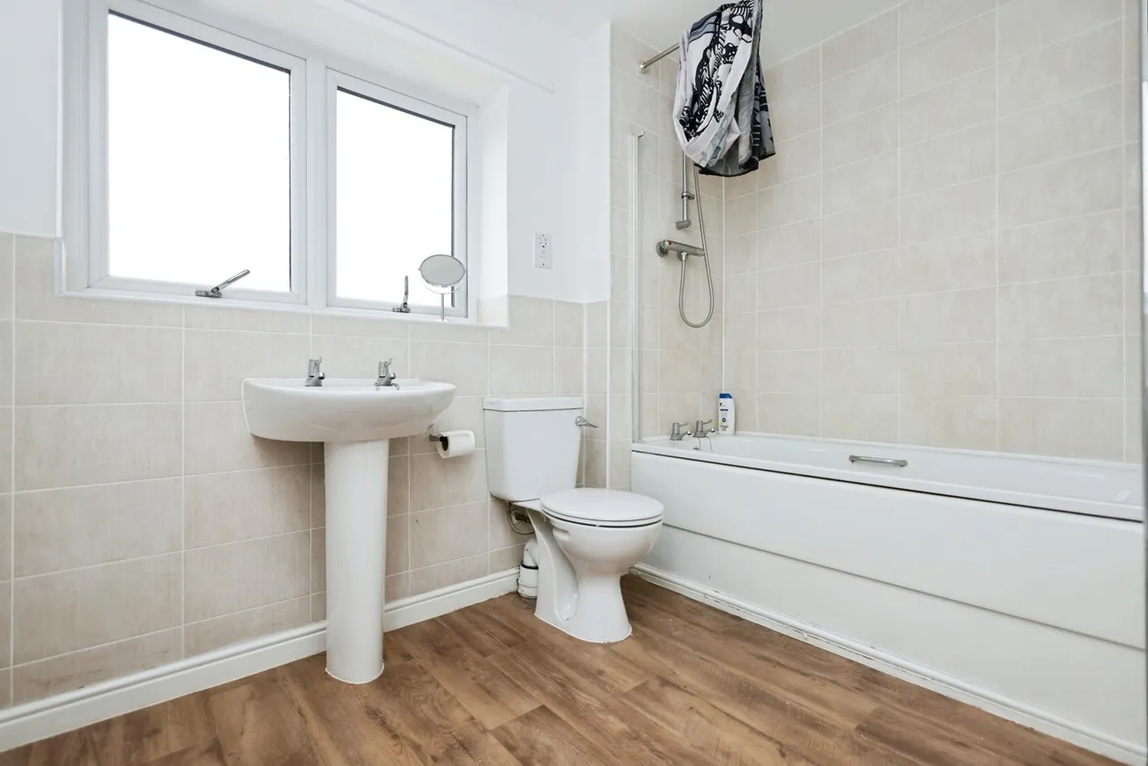 Oakley Close, Worcester, WR2, photo 9