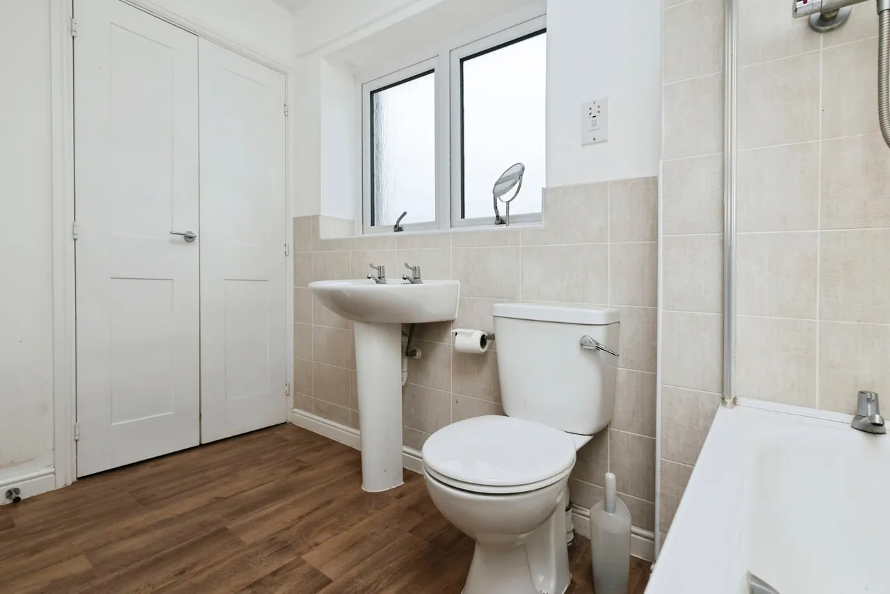 Oakley Close, Worcester, WR2, photo 10