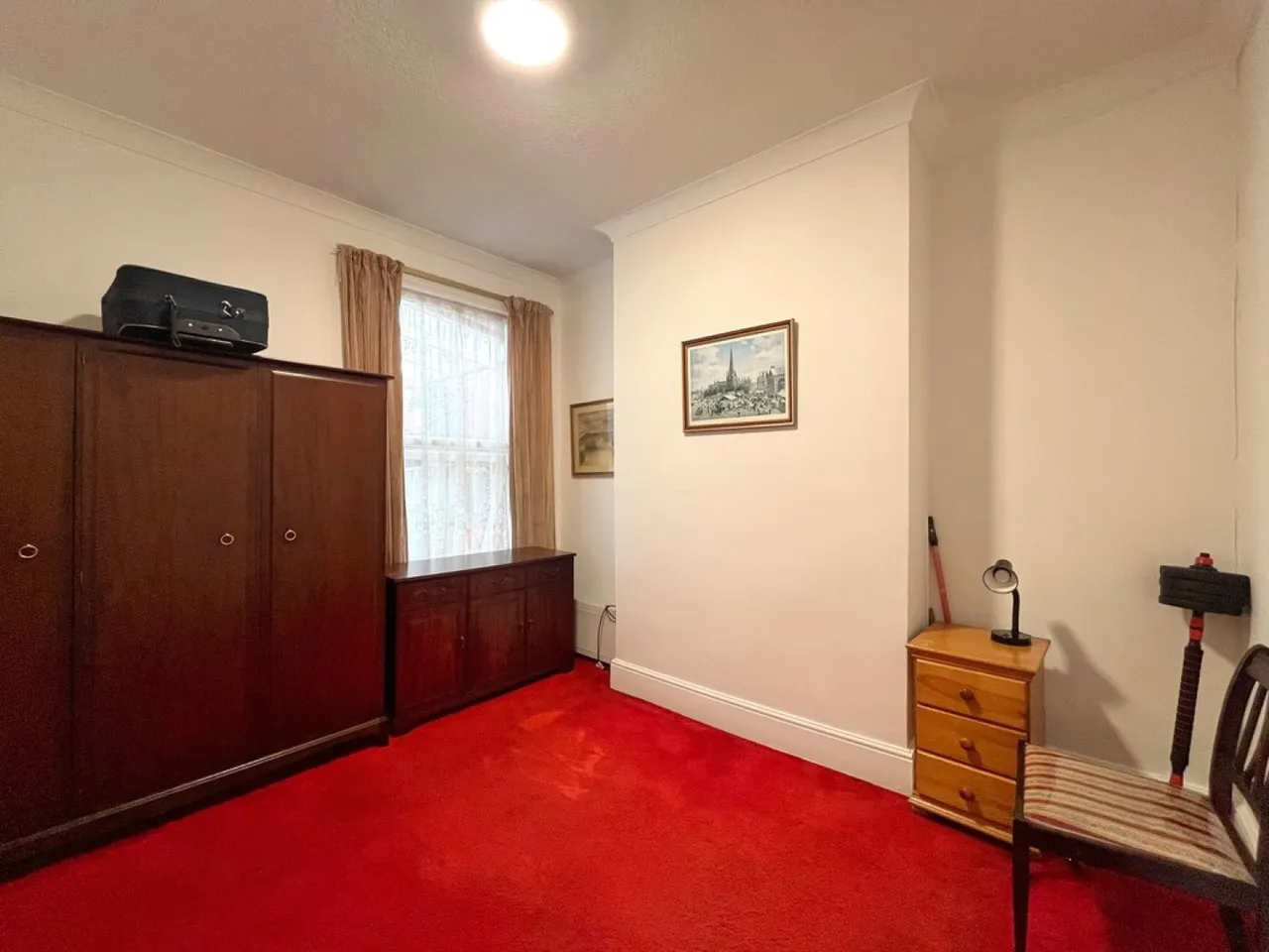 Room 2 33 Ashburnham Road, photo 4