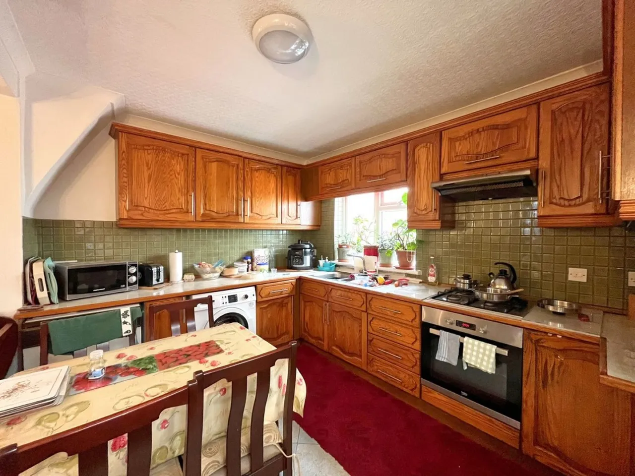 Room 2 33 Ashburnham Road, photo 6