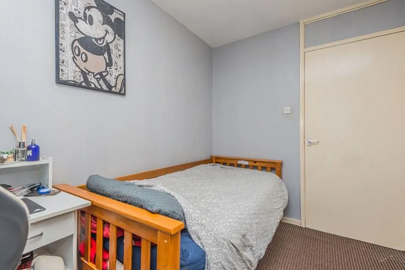 Burley Walk, Batley, WF17, photo 17