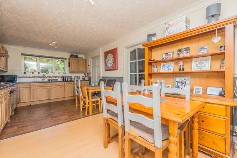 Burley Walk, Batley, WF17, photo 5
