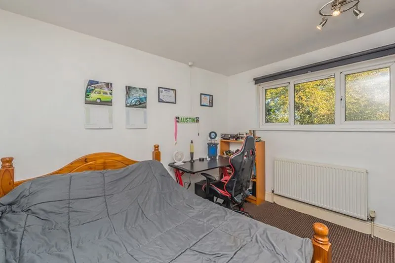 Burley Walk, Batley, WF17, photo 14