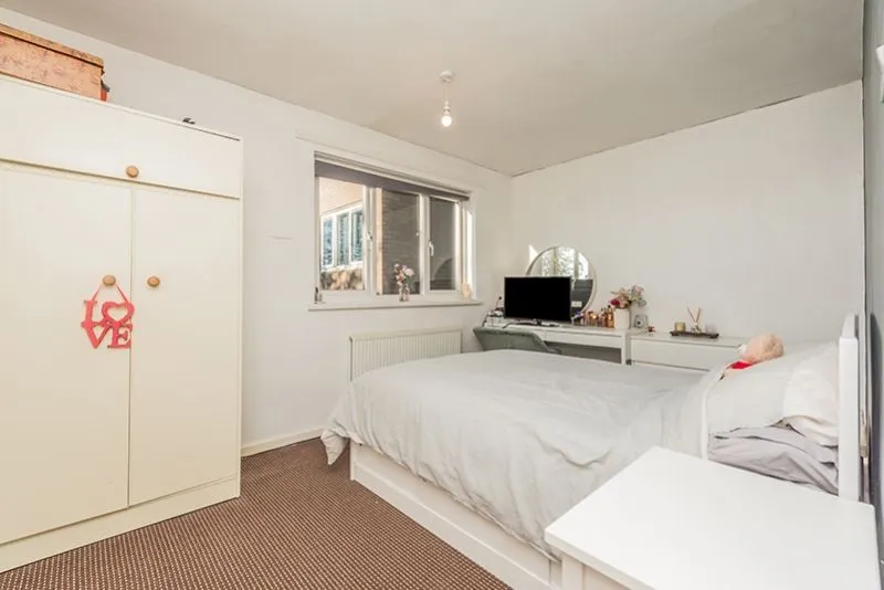 Burley Walk, Batley, WF17, photo 11