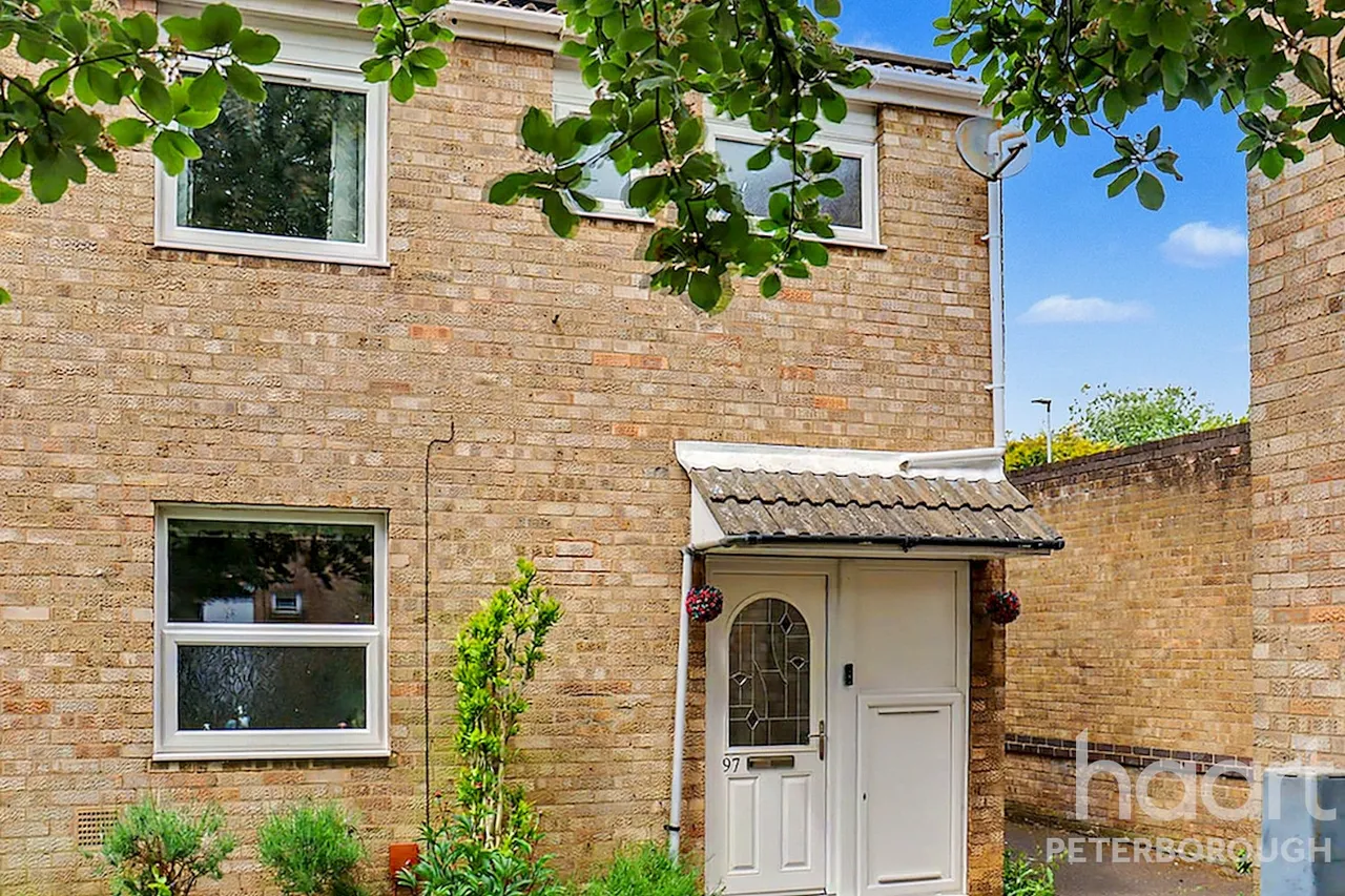 3 bed house for sale, The Dell, Woodston, PE2