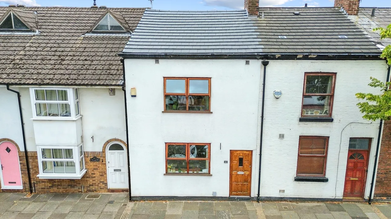 2 bed house for sale — High Street, Newton-Le-Willows, WA12 9SP