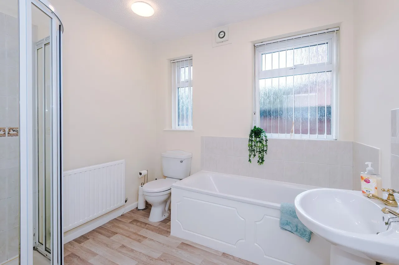 Townfield Avenue, Ashton-In-Makerfield, Wigan, Wigan, WN4 9PD, photo 21
