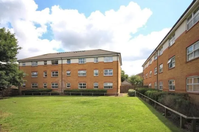Nuffield Court, Old Park Mews, TW5, photo 6