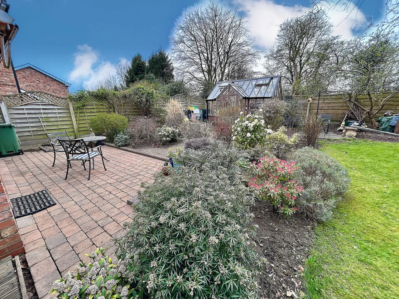 Copperbeech Close, Manchester, photo 25