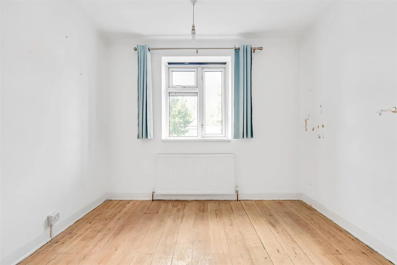Mortlake High Street, Barnes, SW14, photo 3