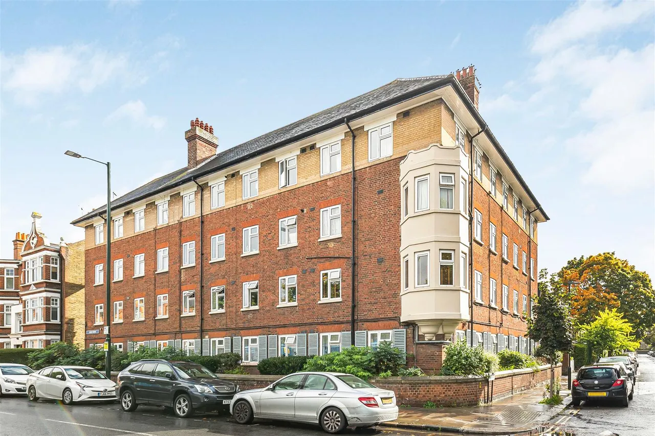 Mortlake High Street, Barnes, SW14, photo 9