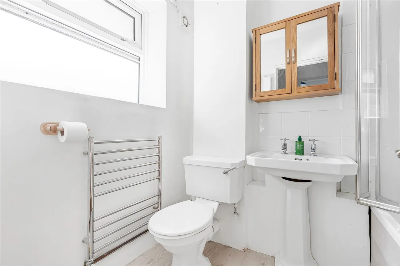 Mortlake High Street, Barnes, SW14, photo 10