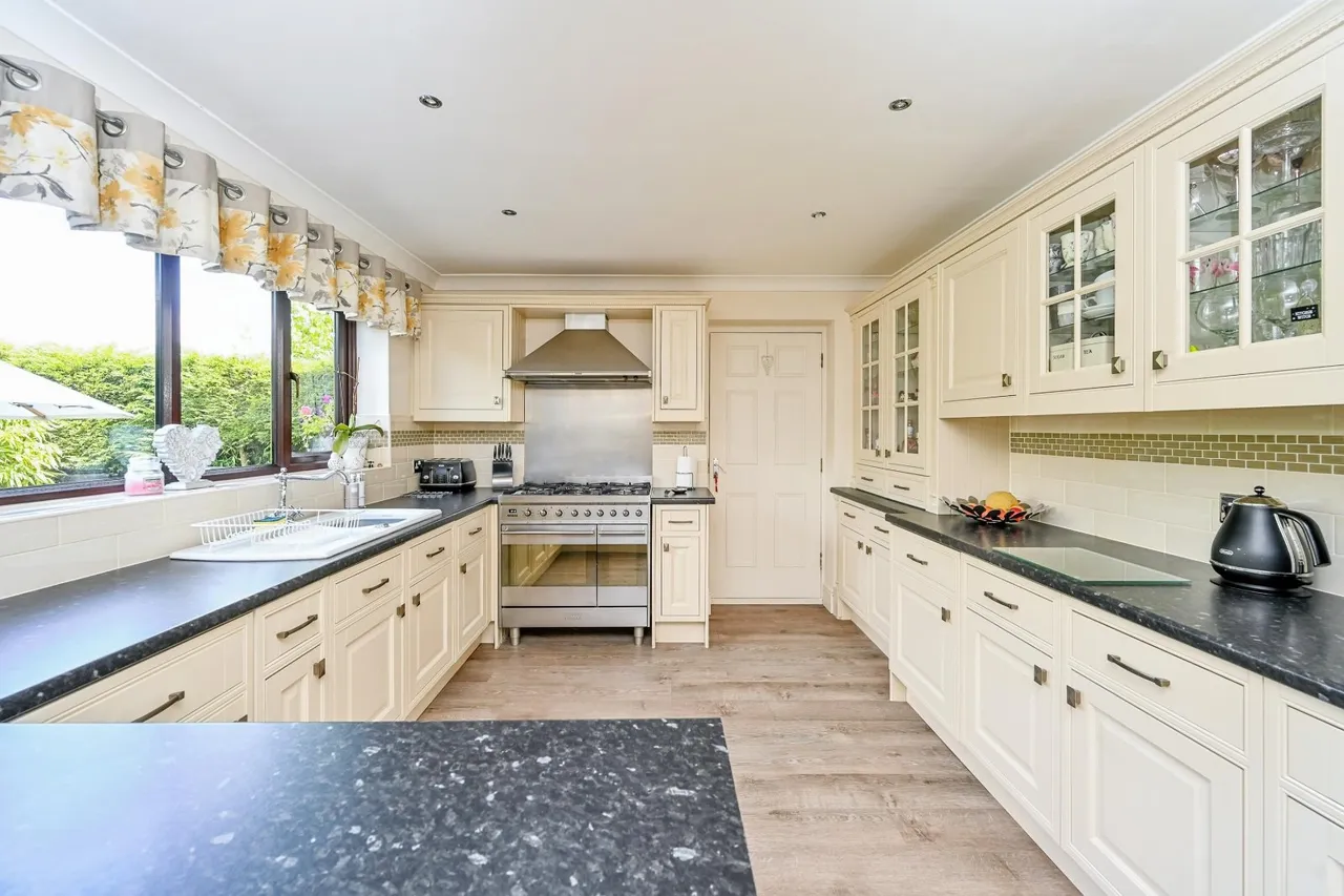 Springfield Rise, Hednesford, WS12, photo 2