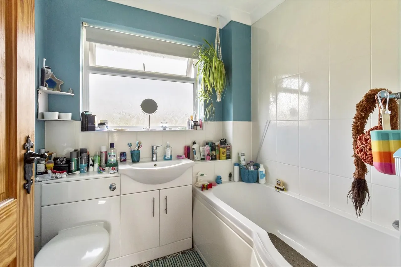 Southfields Road, Littlehampton, photo 5