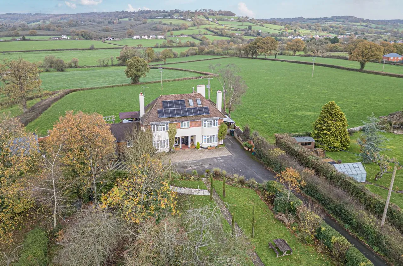Culmstock Road, Hemyock, photo 28