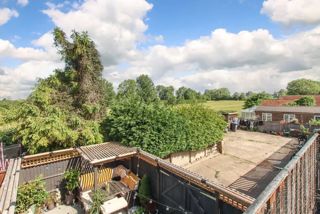 Cheddington Lane, Long Marston, Tring, Hertfordshire, HP23 4QP, photo 13