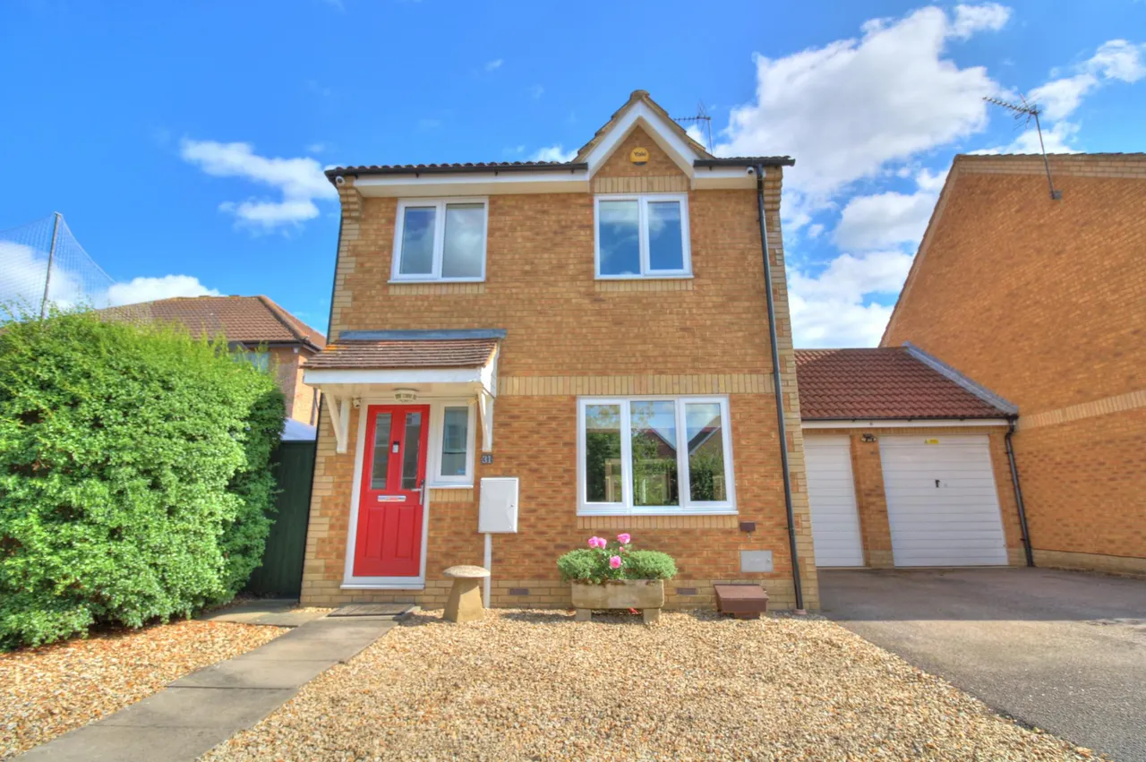 3 bed house for sale, Chetwode Avenue, Milton Keynes, MK10