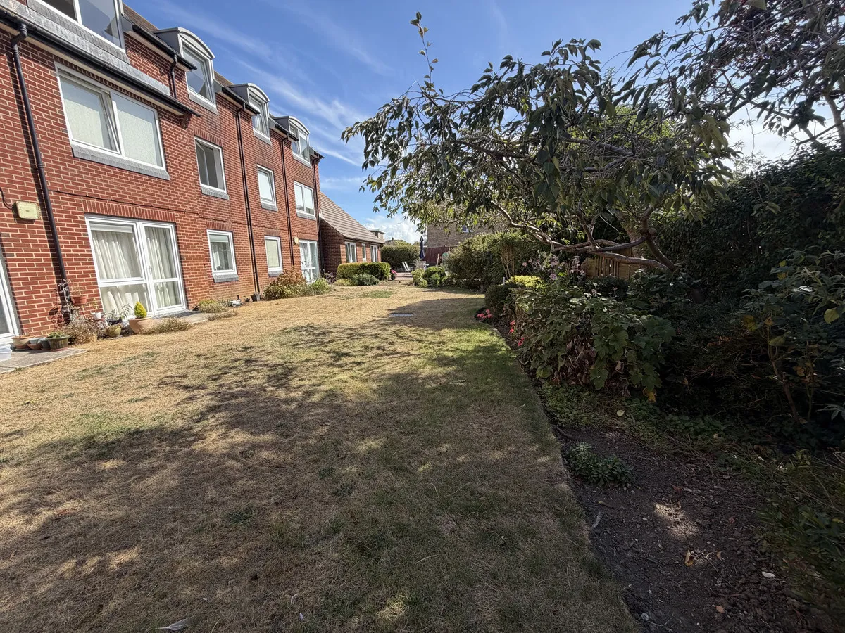 Goring Road, Worthing, BN12, photo 10
