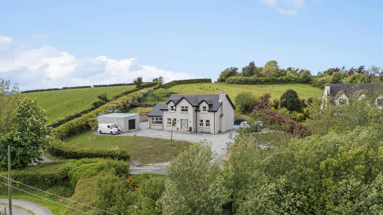 4 bed house for sale, Carnreagh Road, Castlewellan, BT31