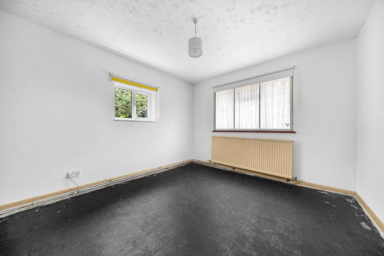 London Road, Guildford, GU4, photo 9