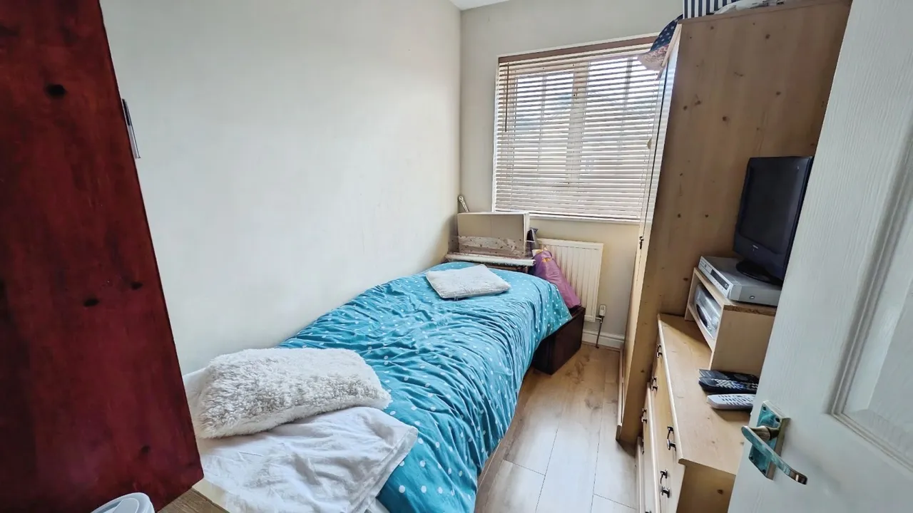 Bennetts Court, Yate, BS37, photo 10