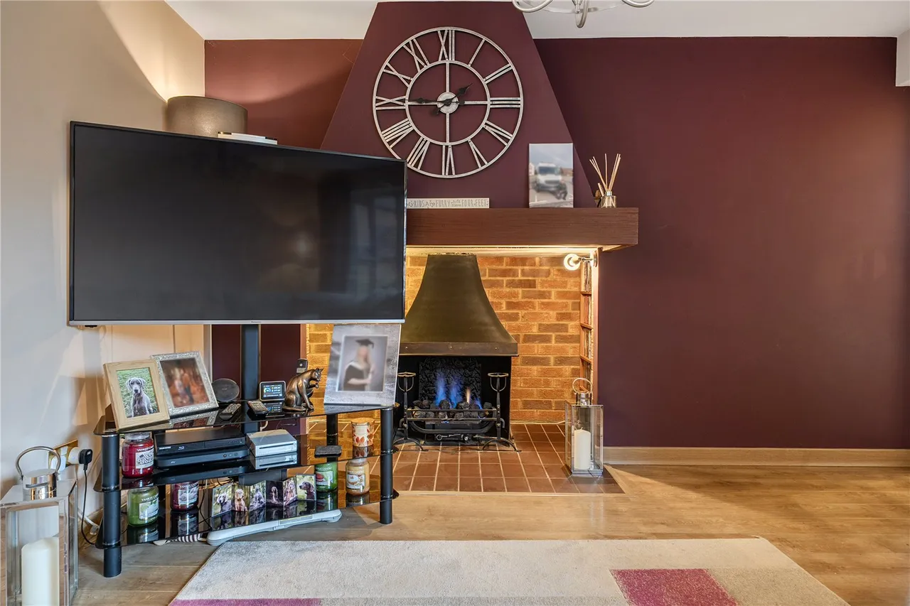Sylverns Court, Warfield, Bracknell, Berkshire, RG42 3SL, photo 15