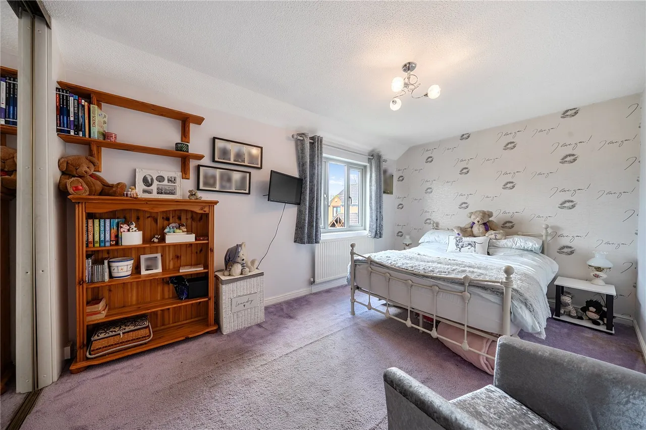 Sylverns Court, Warfield, Bracknell, Berkshire, RG42 3SL, photo 13
