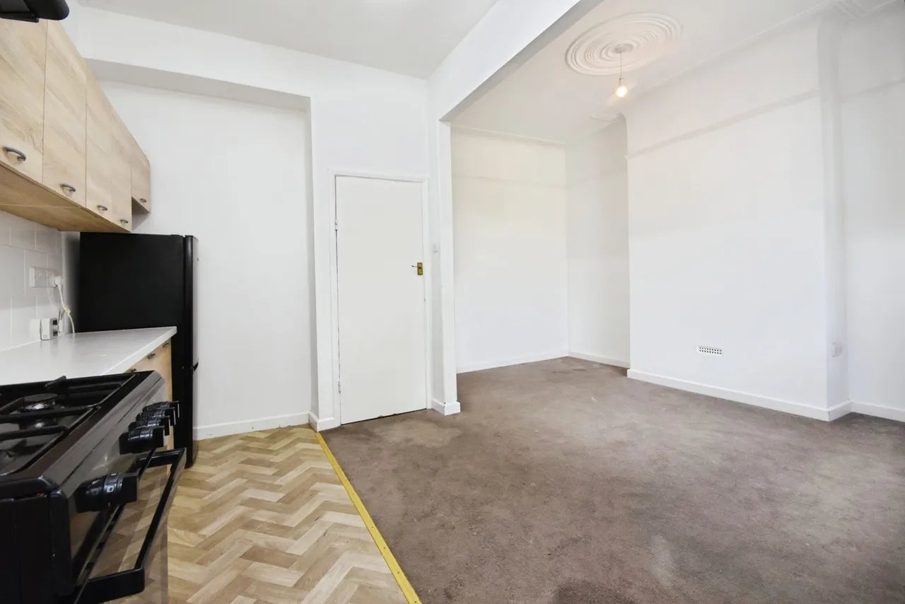 Tintern Avenue, Westcliff-on-Sea, Essex, SS0, photo 14