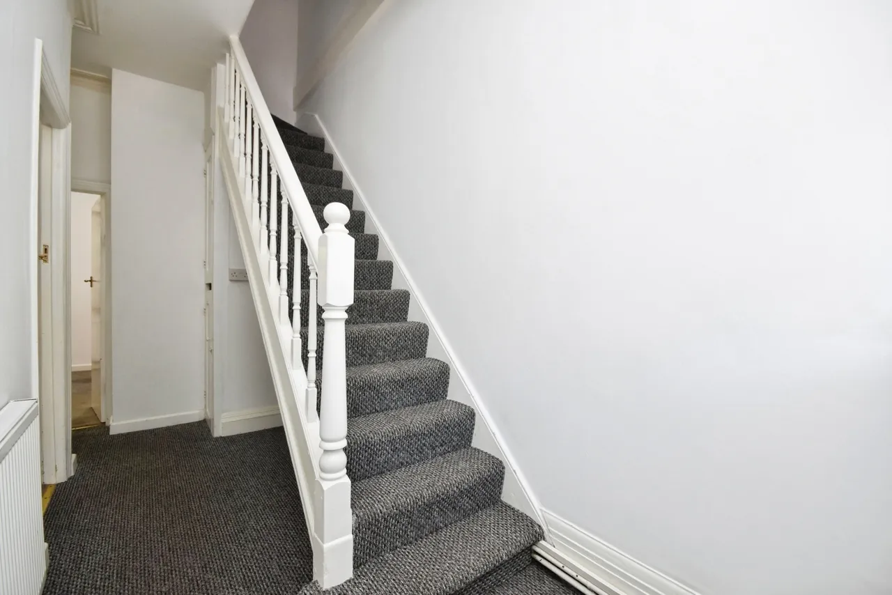 Tintern Avenue, Westcliff-on-Sea, Essex, SS0, photo 2