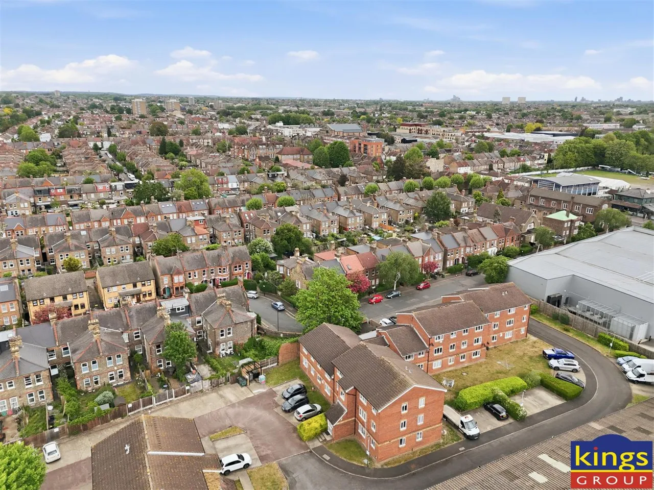 Liden Close, London, photo 16