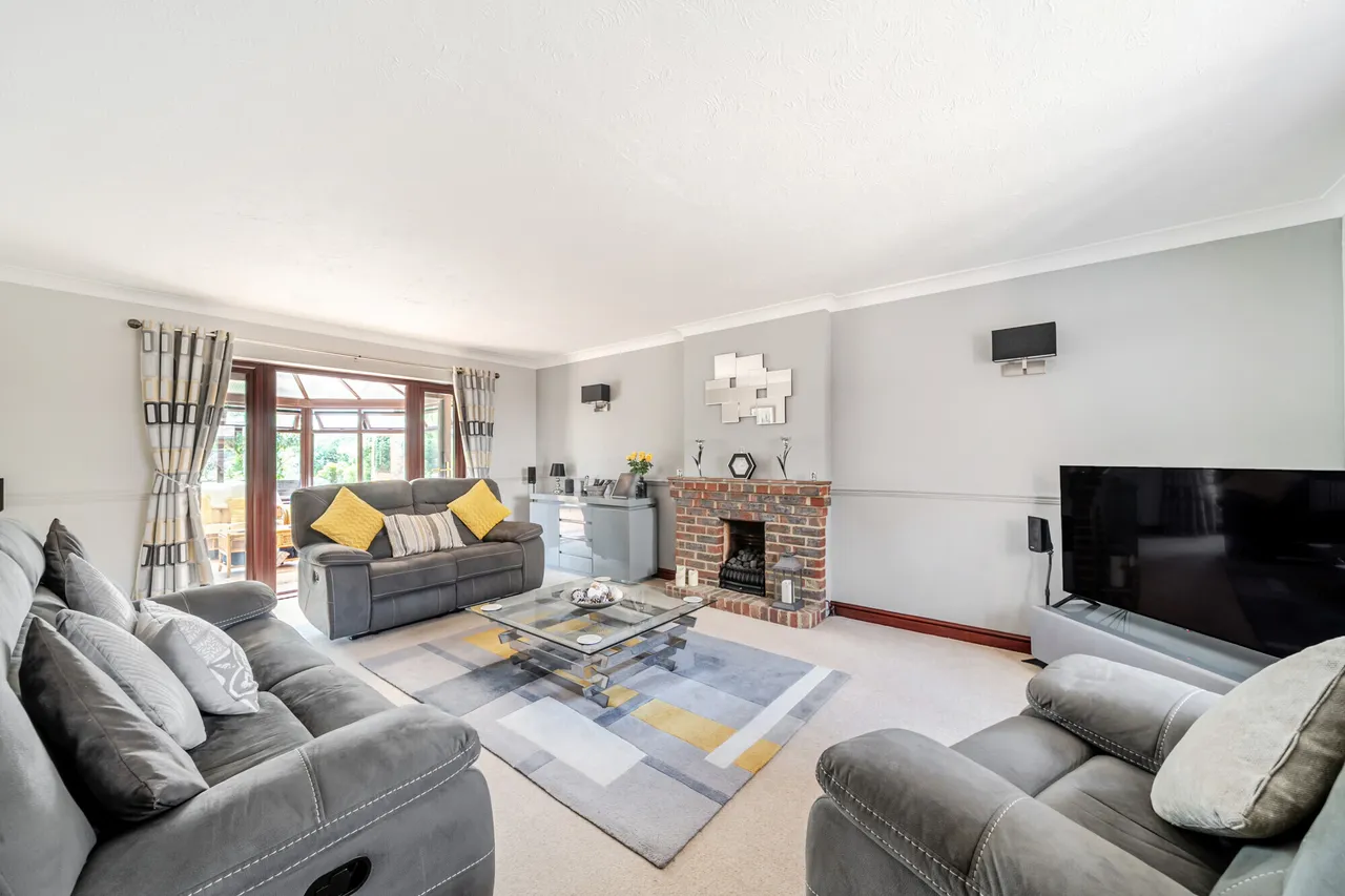 St. Andrews Close, Wraysbury, TW19, photo 5