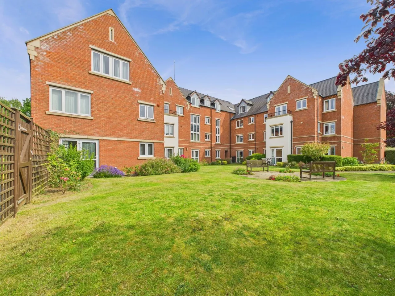 Harlestone Road, Duston, NN5, photo 2
