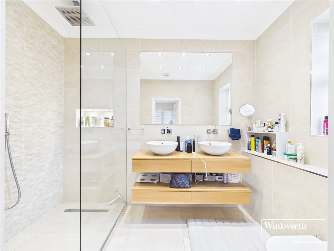 Turnberry Close, Hendon, London, NW4, photo 2
