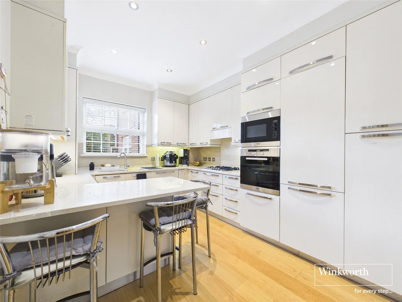 Turnberry Close, Hendon, London, NW4, photo 5