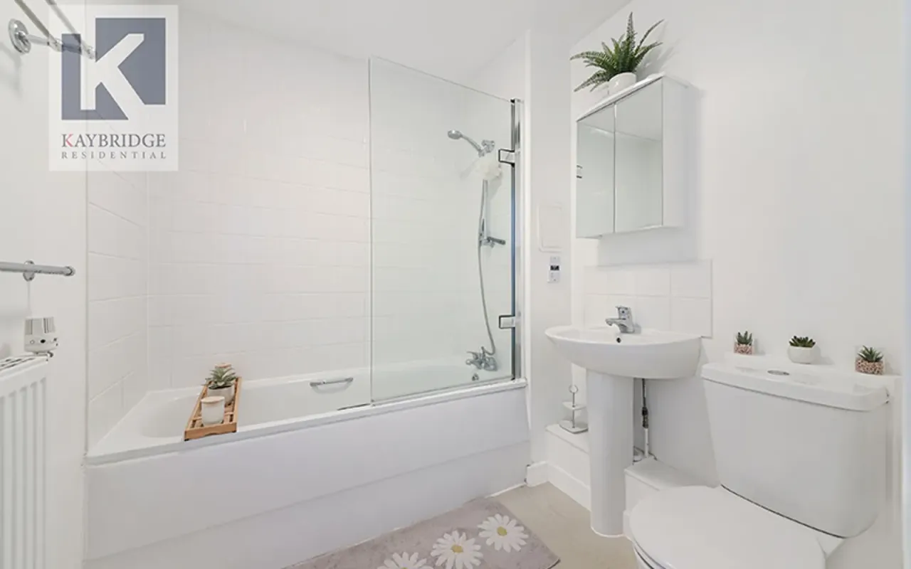 Longland Place, Epsom, KT19, photo 7