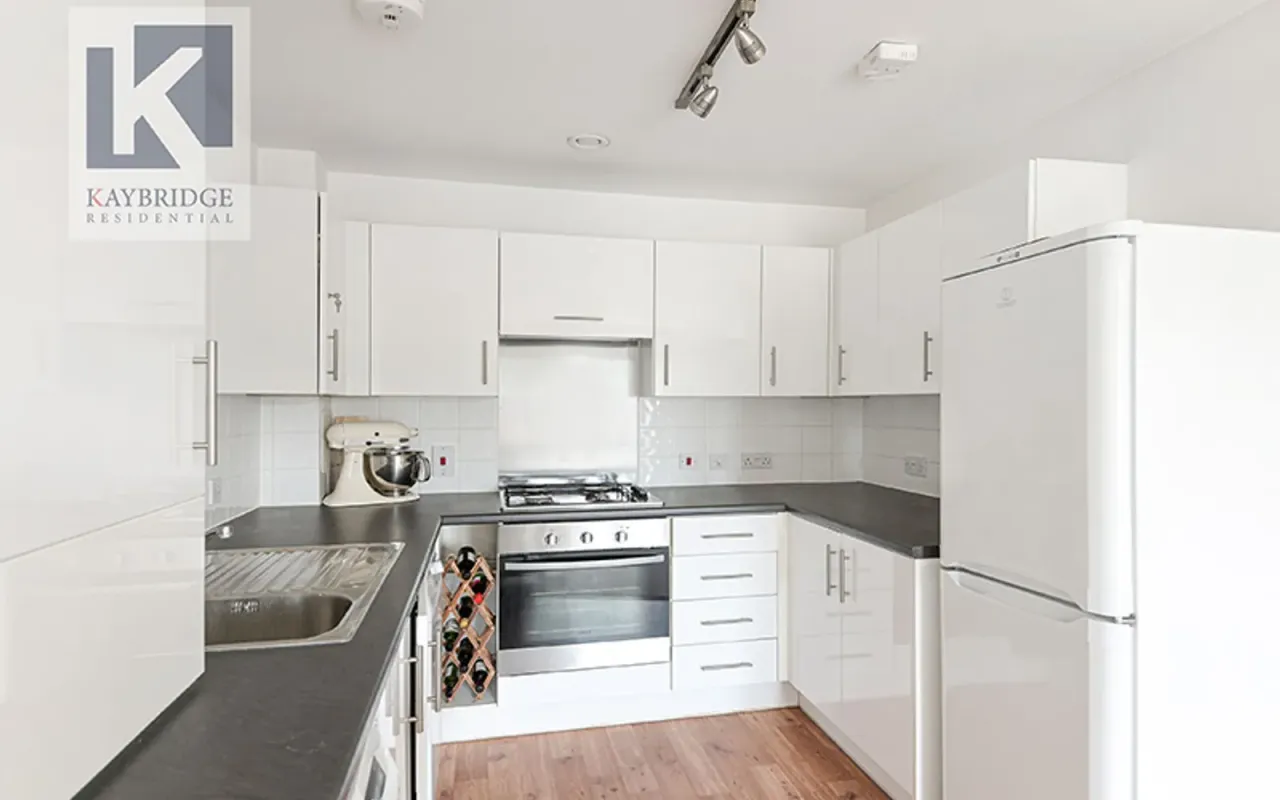 Longland Place, Epsom, KT19, photo 4