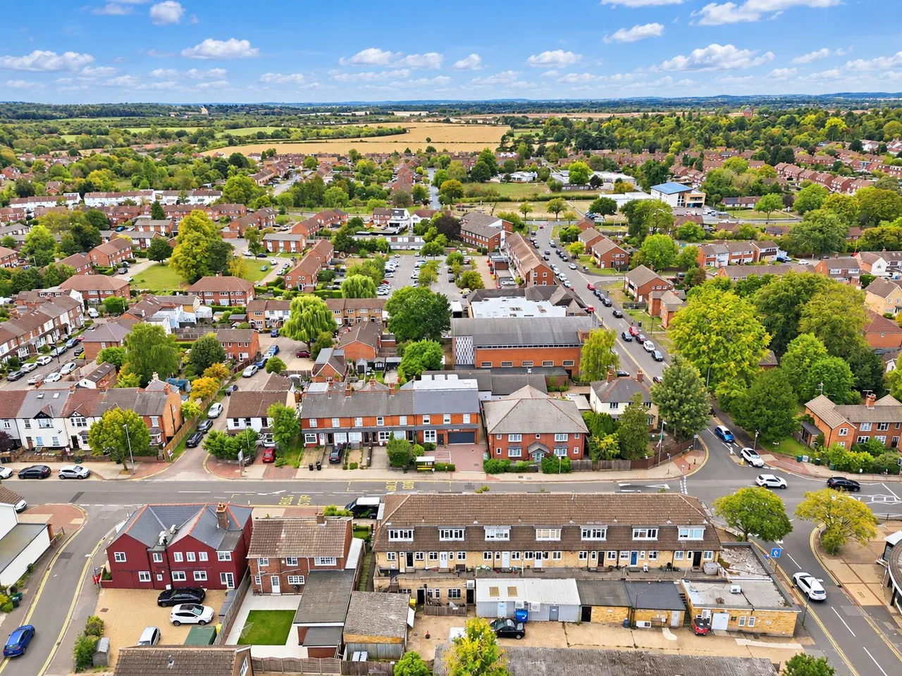 High Street, London Colney, AL2, photo 3